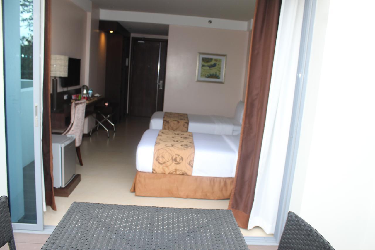 Hotel Kew 3*