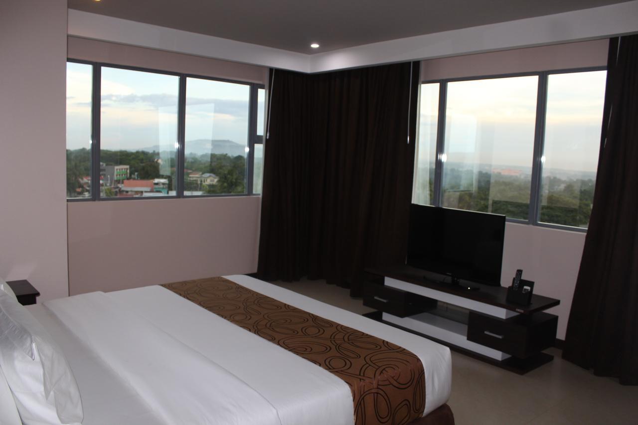 Kew 3* Tagbilaran City
